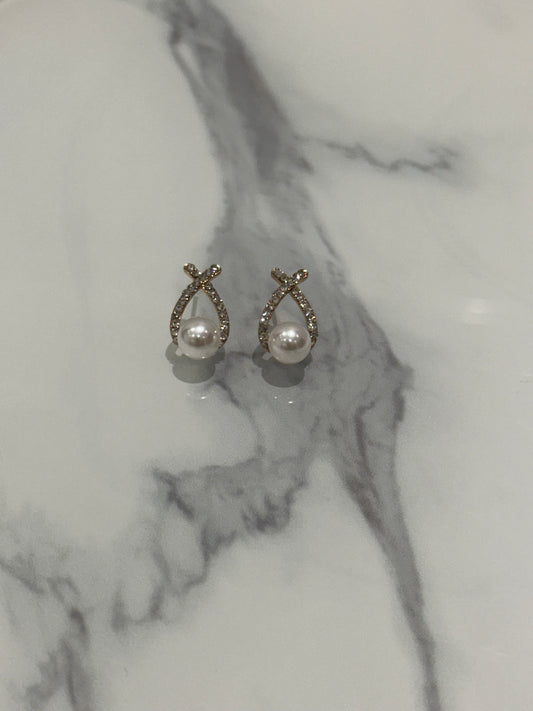 Gold Pearl Crystal Earrings💛